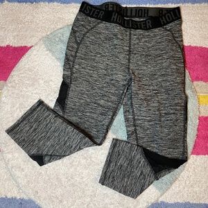 10/$15 HOLLISTER cropped leggings with mesh side detail size small grey black